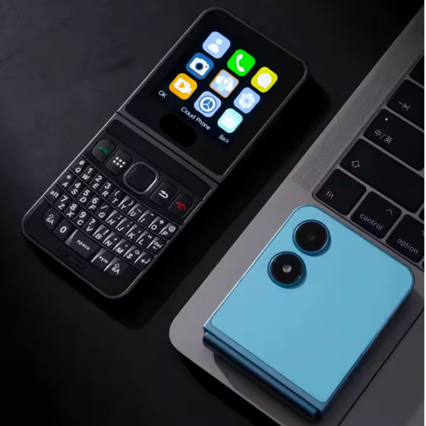 Brand Retro Phone 1.0 - With Qwerty Keyboard - Sky Blue