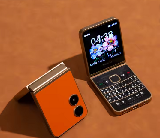 Brand Retro Phone 1.0 - With Qwerty Keyboard - Natural Orange